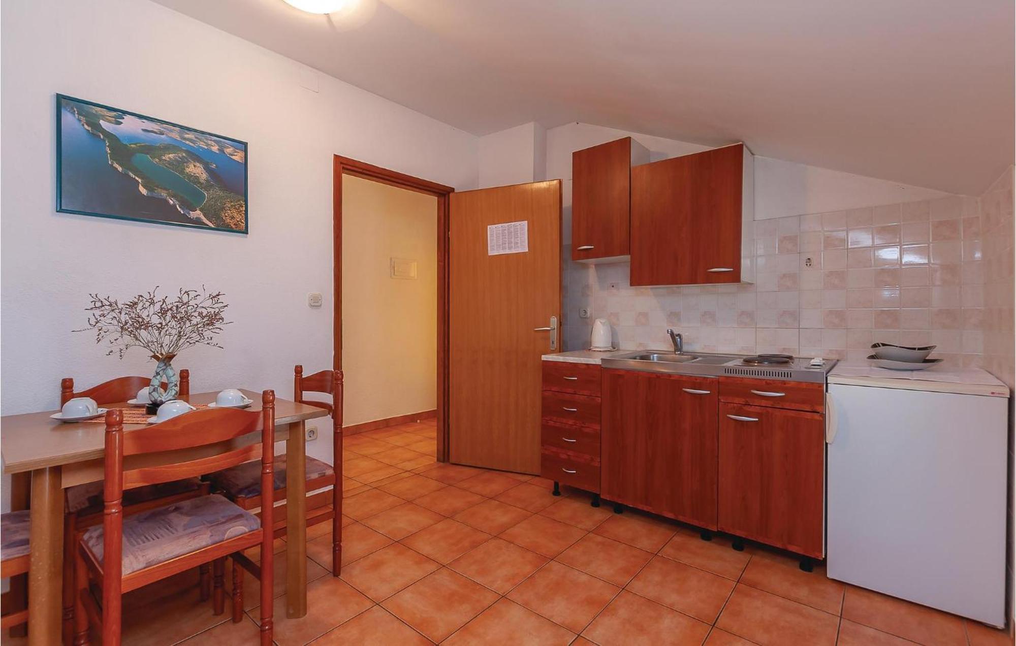 Gorgeous Apartment In Tisno With Kitchen Extérieur photo