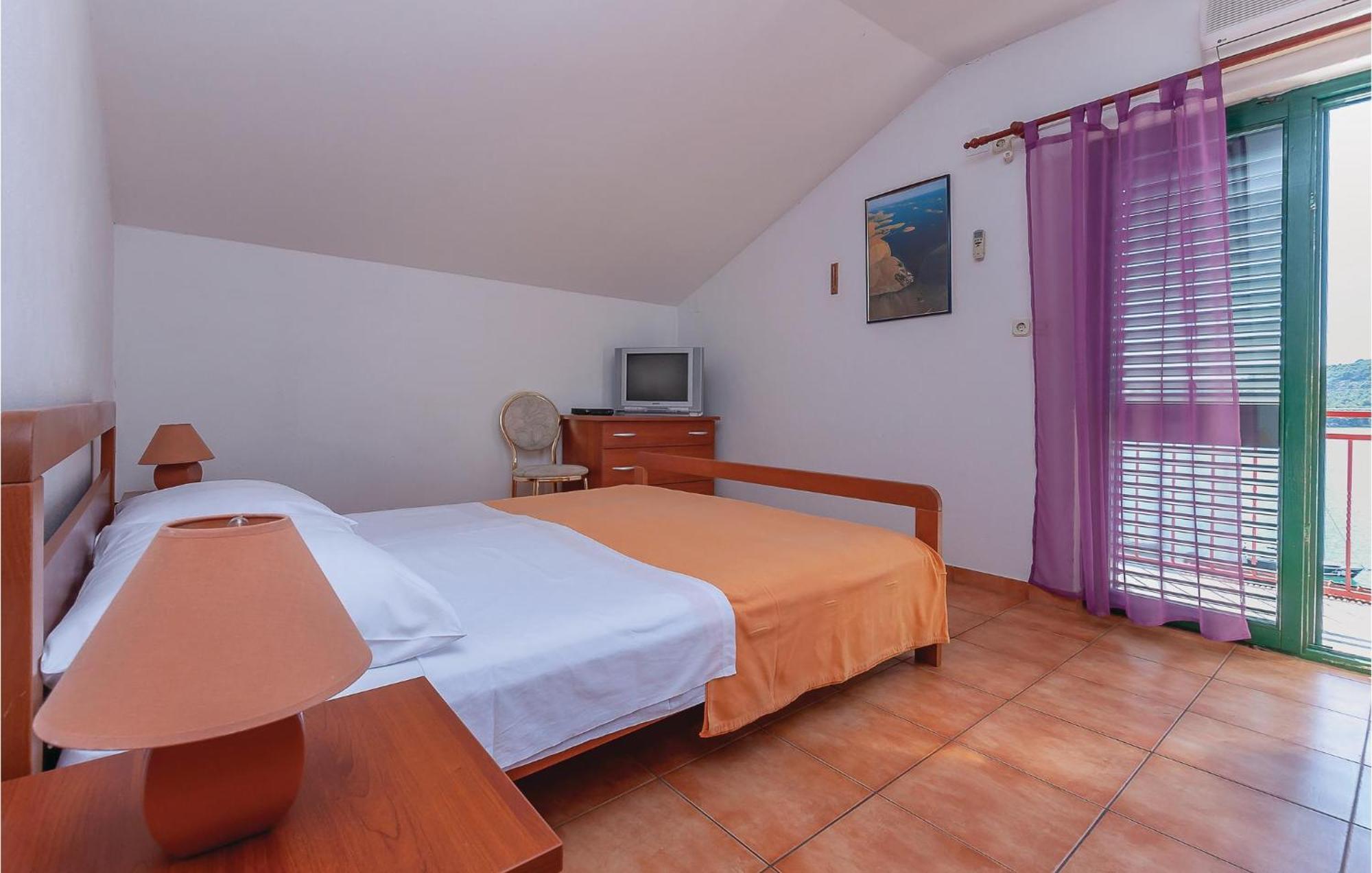 Gorgeous Apartment In Tisno With Kitchen Extérieur photo
